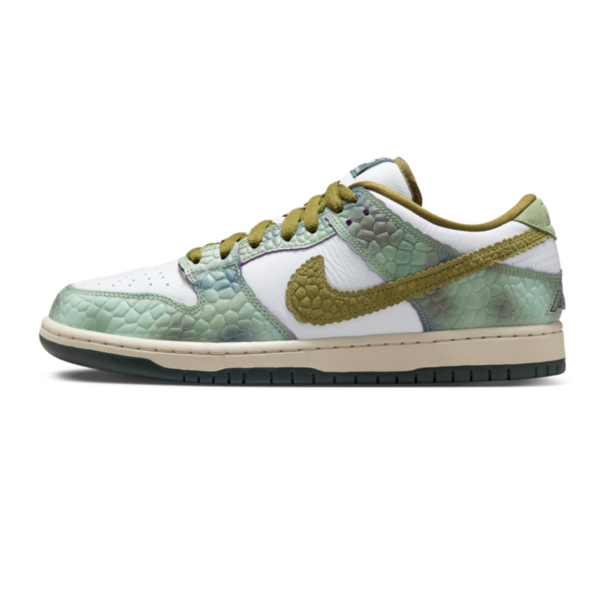 Alexis Sablone Dunk Low Sb Chameleon Hj3386 300 1 - kickbulk.cc