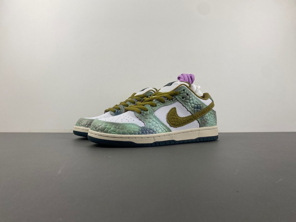 Alexis Sablone Dunk Low Sb Chameleon Hj3386 300 3 - kickbulk.cc