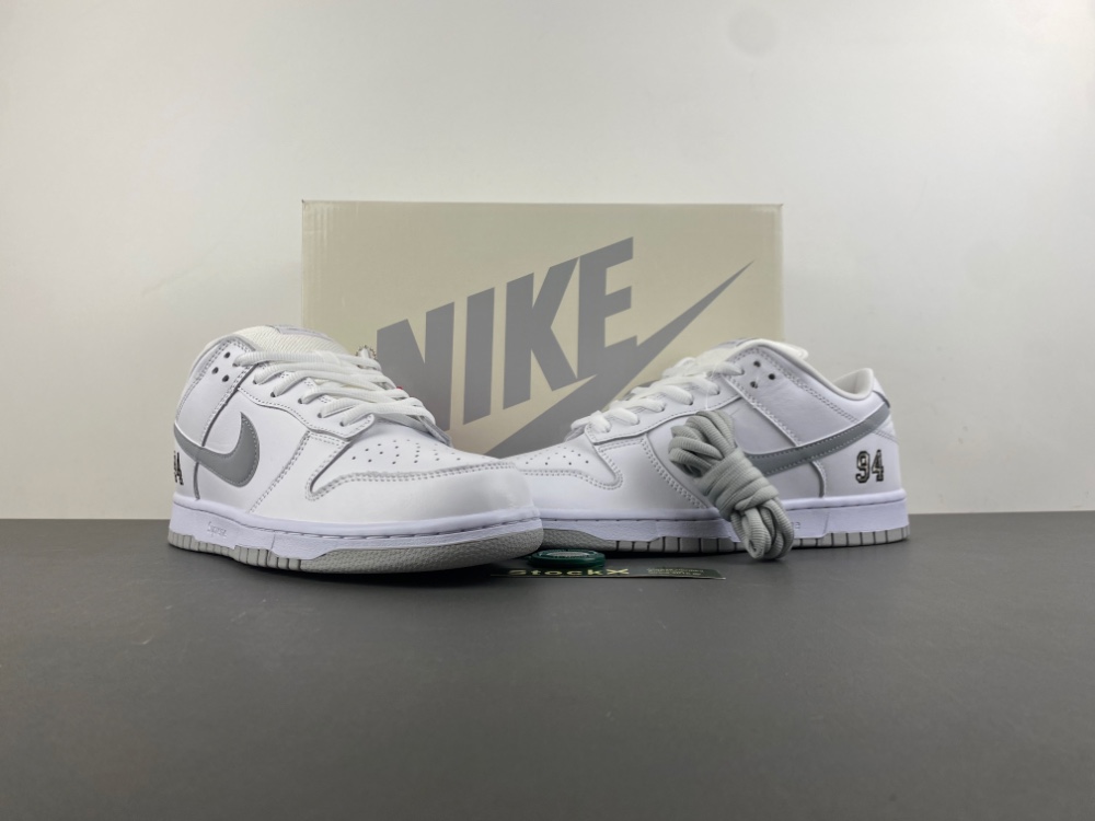 Supreme Dunk Low Sb White Metallic Silver Hq8487 100 8 - kickbulk.cc Supreme Dunk Low Sb White Metallic Silver Hq8487 100 8 - kickbulk.cc