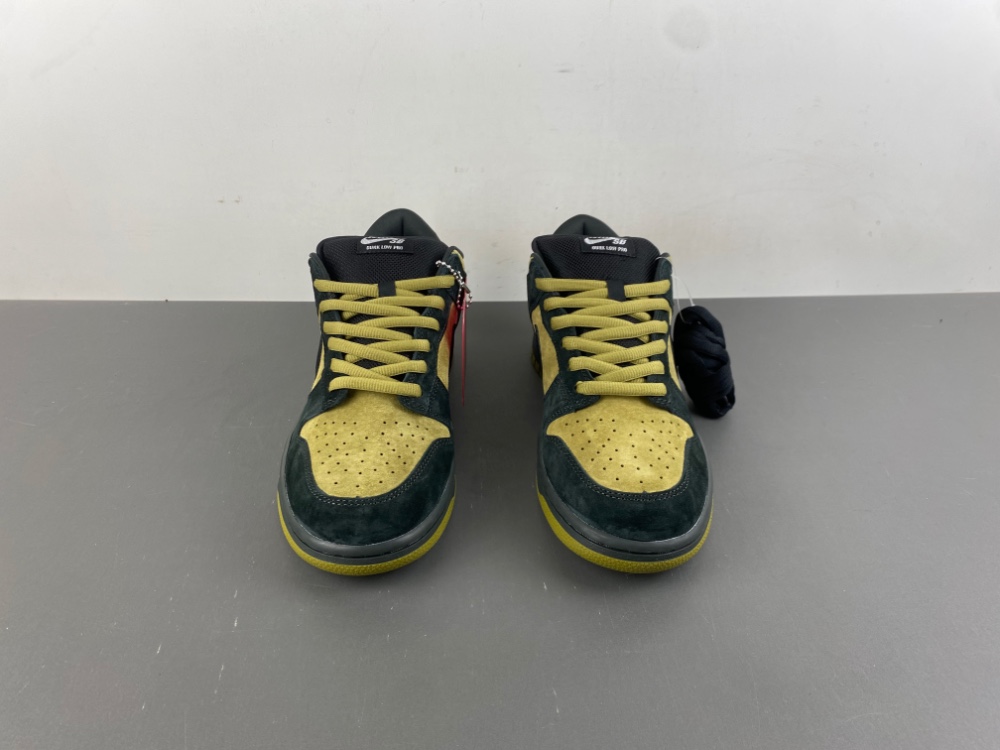 Supreme Dunk Low Sb Camper Green Hq8487 300 3 - kickbulk.cc Supreme Dunk Low Sb Camper Green Hq8487 300 3 - kickbulk.cc