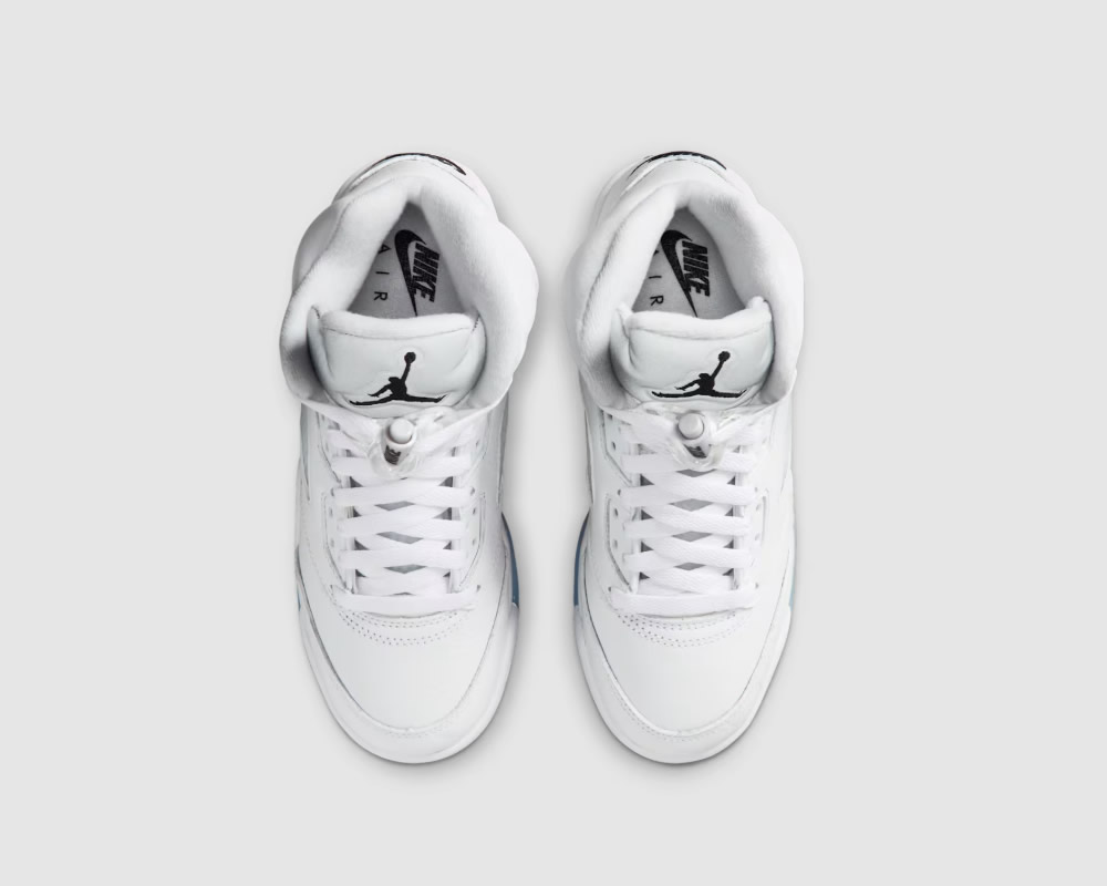 0 Air Jordan 5 Retro White Metallic 2026 Hq7978 103 1 - kickbulk.cc 0 Air Jordan 5 Retro White Metallic 2026 Hq7978 103 1 - kickbulk.cc