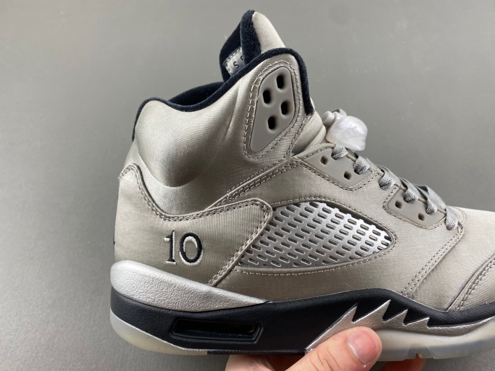 Air Jordan 5 Retro Wings Wmns Io2038 001 16 - kickbulk.cc