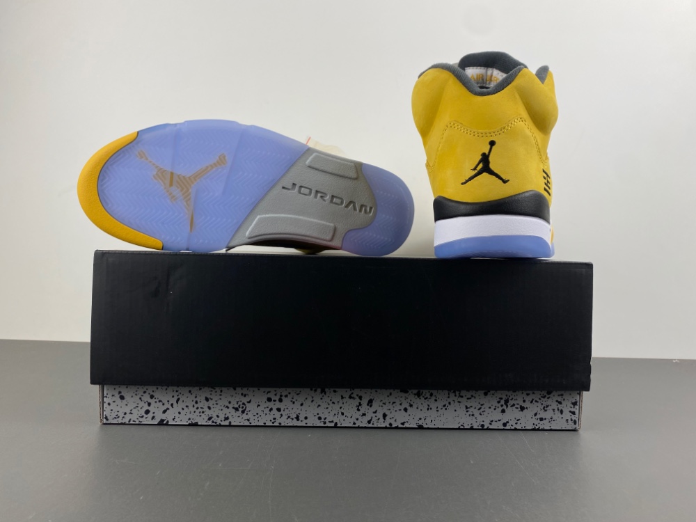 Air Jordan 5 Retro T23 Tokyo 2025 Io3372 700 13 - kickbulk.cc