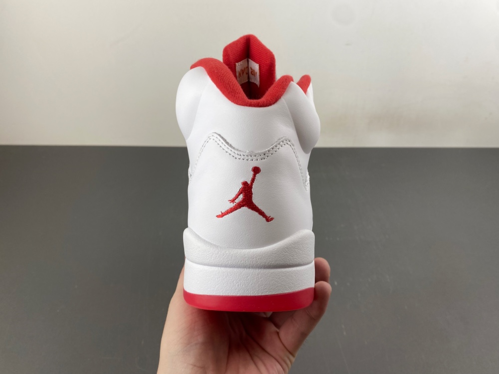 Air Jordan 5 Retro Og Sunset 2026 Iv5678 102 20 - kickbulk.cc Air Jordan 5 Retro Og Sunset 2026 Iv5678 102 20 - kickbulk.cc