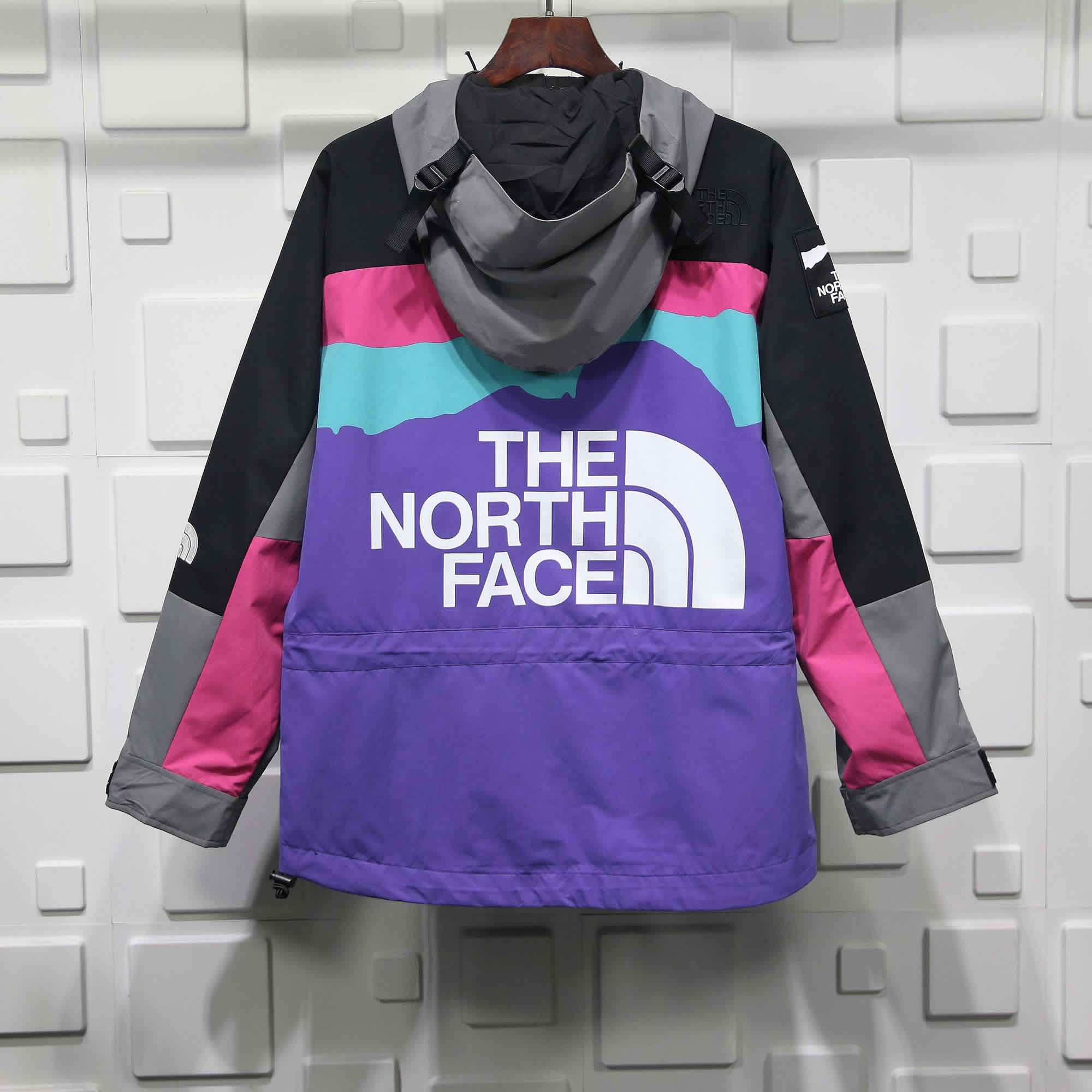 The North Face Invincible Vol 2 Mountain Light Jacket 2 - kickbulk.cc