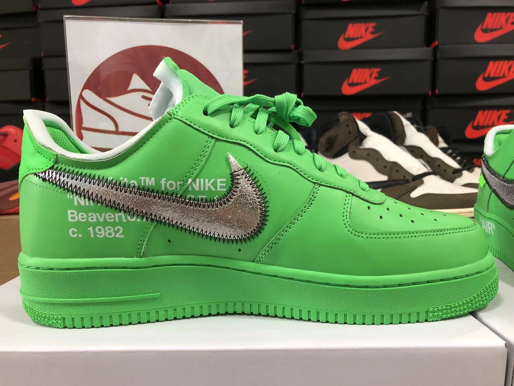 Nike x Off-White Air Force 1 Low Green Spark "Brooklyn"  (DX1419-300) - Size 5M